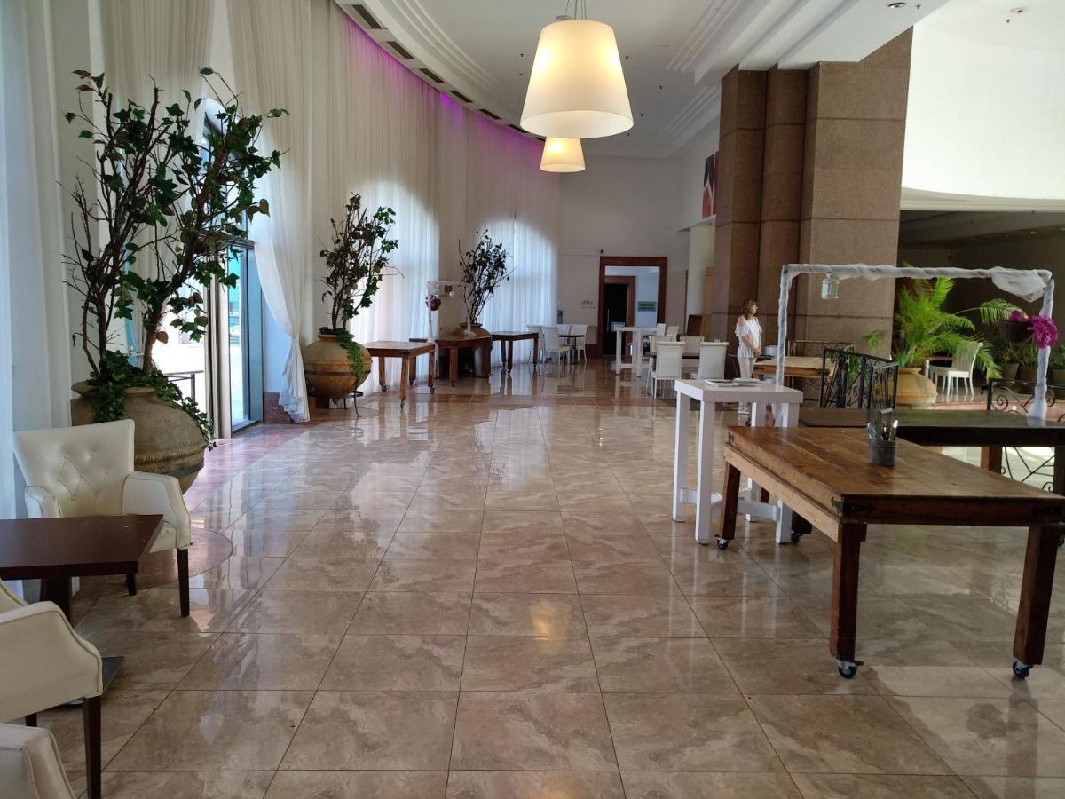 Almogim- Almog Building Haifa Luaran gambar