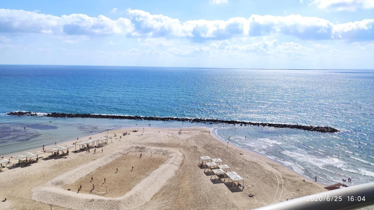Almogim- Almog Building Haifa Luaran gambar