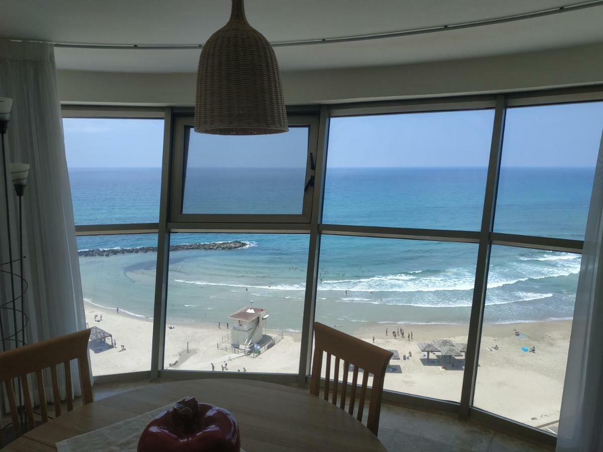Almogim- Almog Building Haifa Luaran gambar